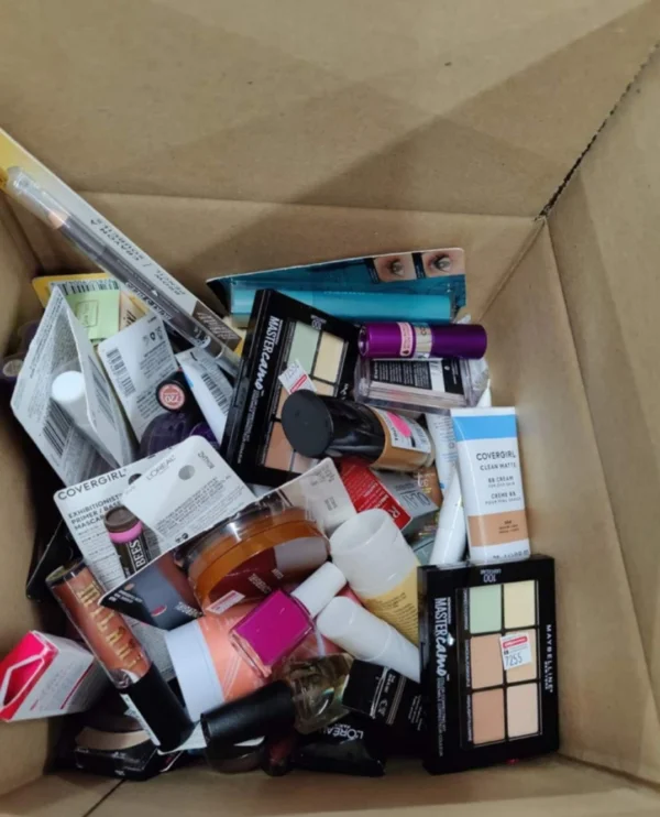 Cosmetics Pallets